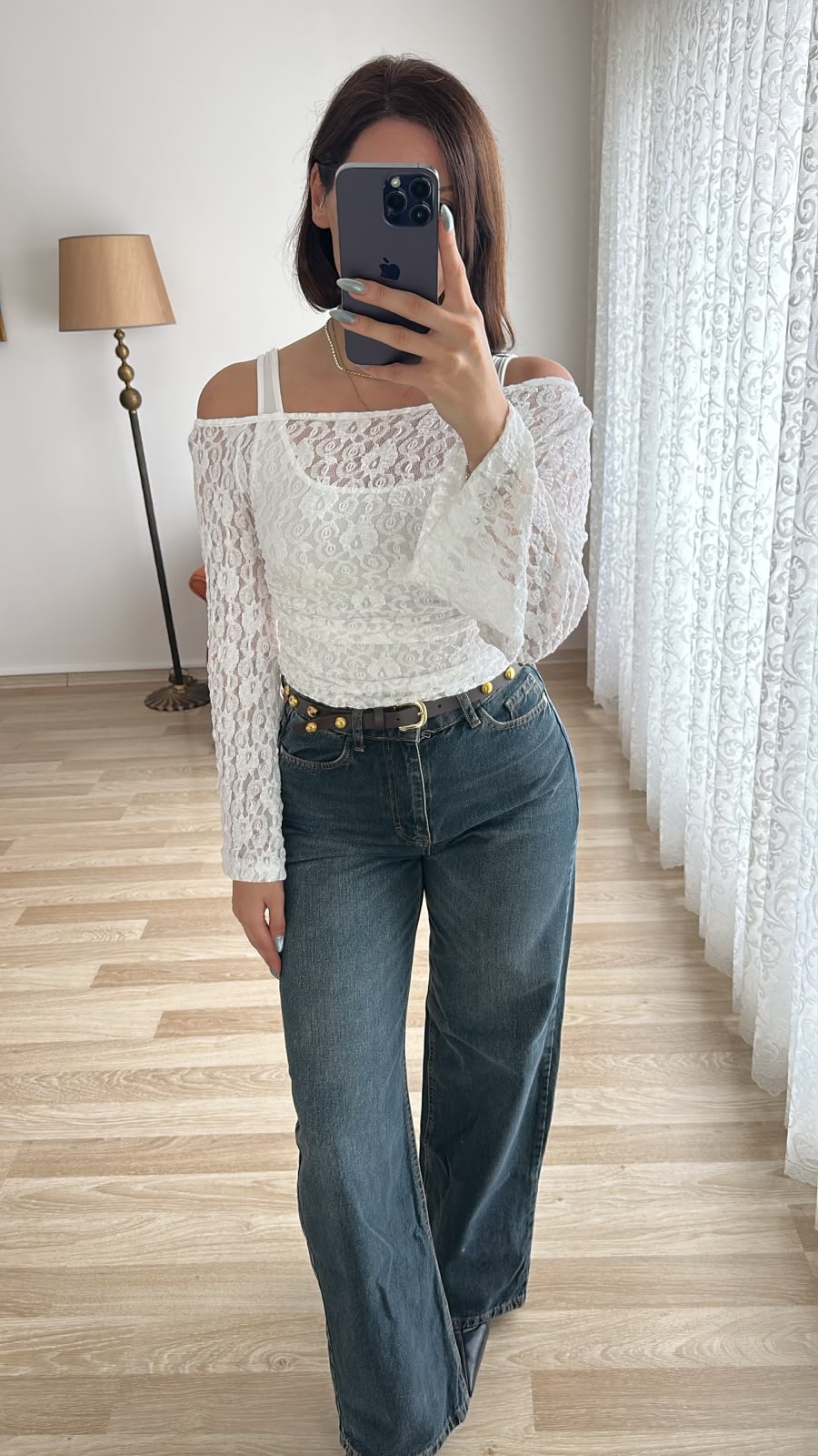 Kemer Detaylı Denim Jean - Görsel 4