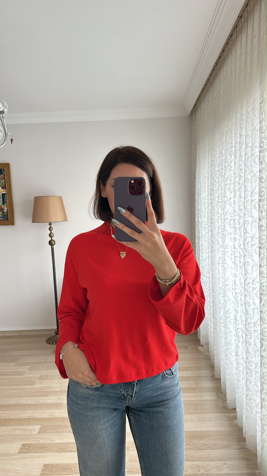Kırmızı Tişört